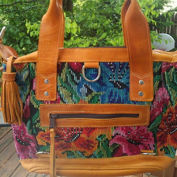 Maria's Artisan Shop Small Aurora I - Picture 3 of 4